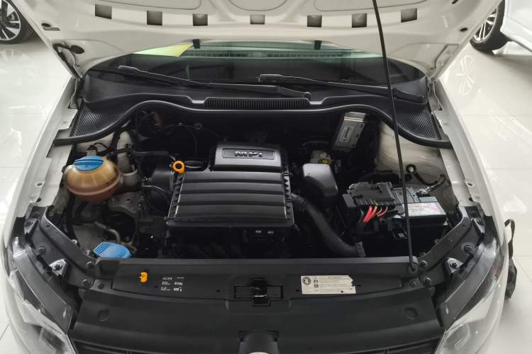 Used Volkswagen Polo 2016 1.4L Automatic Trendy Model Engine Bay