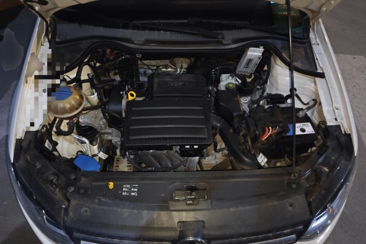 Used Volkswagen Polo 2016 1.6L Automatic Comfort Model Engine Bay