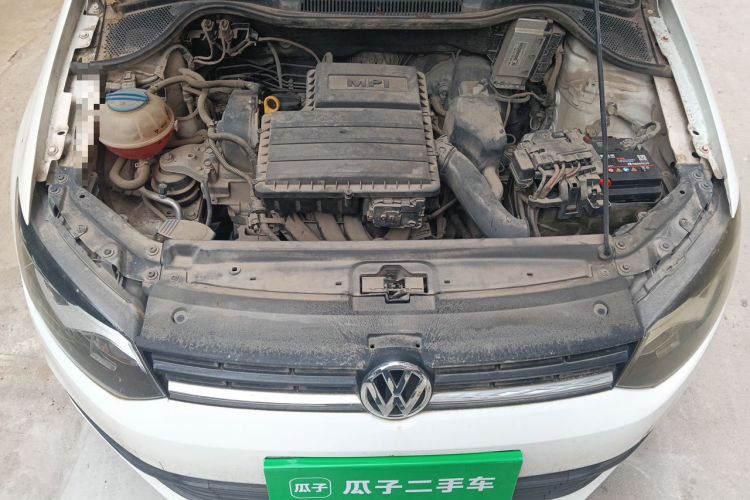Used Volkswagen Polo 2016 1.4L Manual Fashion Model Engine Bay