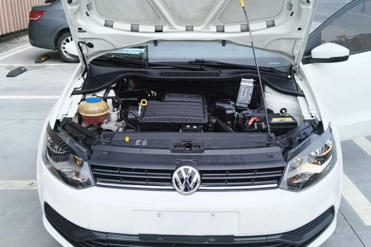 Used Volkswagen Polo 2016 1.4L Automatic Trendy Model Engine Bay