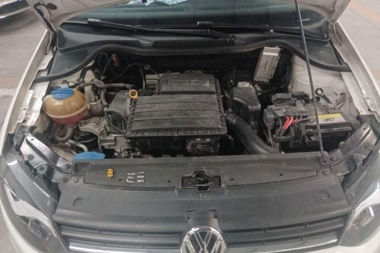 Used Volkswagen Polo 2016 1.4L Automatic Trendy Model Engine Bay