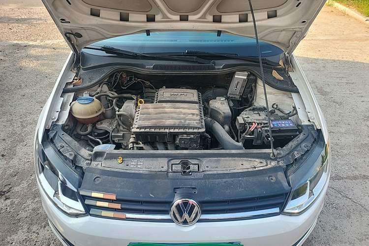 Used Volkswagen Polo 2016 1.6L Automatic Comfort Model Engine Bay