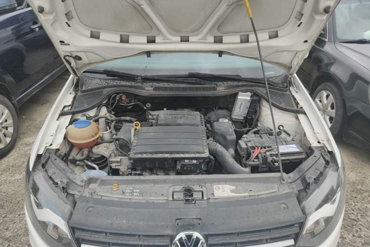Used Volkswagen Polo 2016 1.4L Automatic Trendy Model Engine Bay