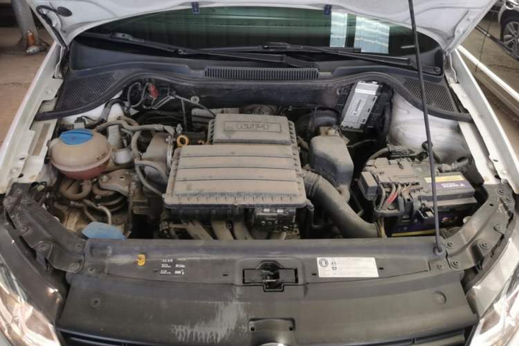 Used Volkswagen Polo 2016 1.6L Automatic Comfort Model Engine Bay