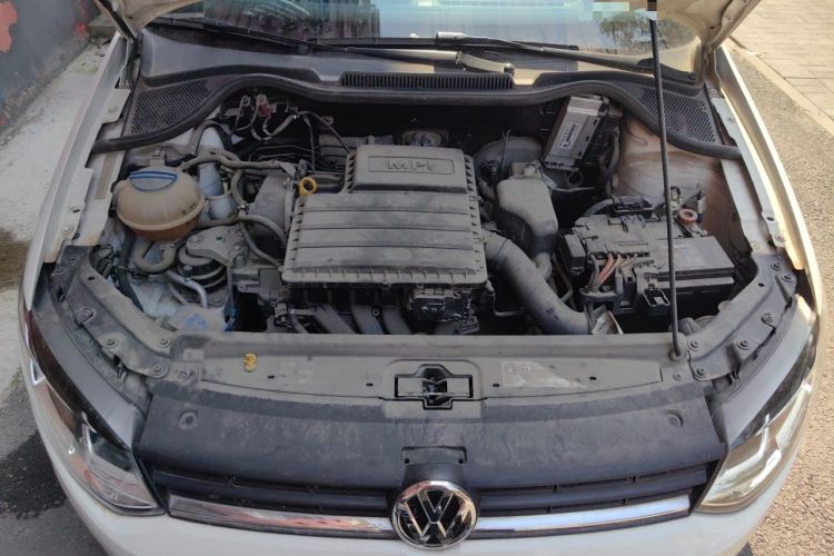 Used Volkswagen Polo 2016 1.6L Automatic Comfort Model Engine Bay