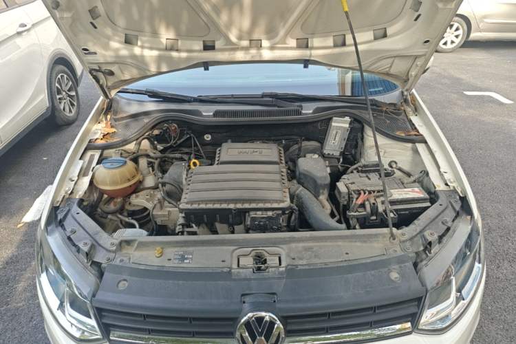 Used Volkswagen Polo 2016 1.6L Automatic Comfort Model Engine Bay