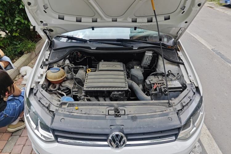 Used Volkswagen Polo 2016 1.6L Automatic Comfort Model Engine Bay