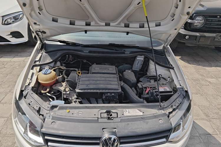 Used Volkswagen Polo 2016 1.6L Automatic Comfort Model Engine Bay
