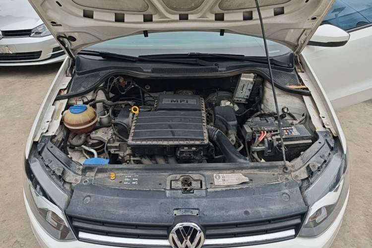 Used Volkswagen Polo 2016 1.4L Automatic Trendy Model Engine Bay