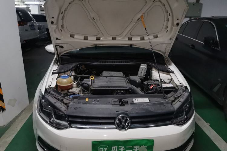 Used Volkswagen Polo 2016 1.6L Automatic Comfort Model Engine Bay