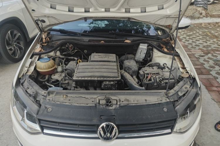 Used Volkswagen Polo 2016 1.6L Automatic Comfort Model Engine Bay