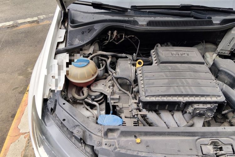 Used Volkswagen Polo 2016 1.6L Automatic Comfort Model Engine Bay Right