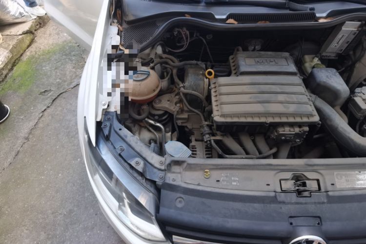 Used Volkswagen Polo 2016 1.6L Automatic Comfort Model Engine Bay Right