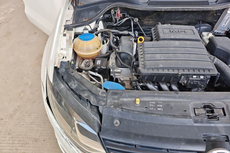 Used Volkswagen Polo 2016 1.6L Automatic Comfort Model Engine Bay Right