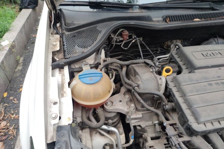 Used Volkswagen Polo 2016 1.6L Automatic Comfort Model Engine Bay Right