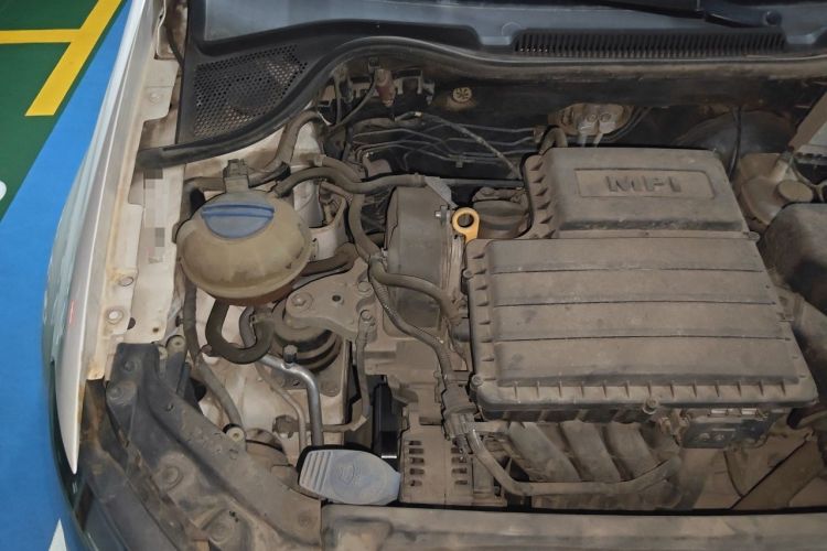 Used Volkswagen Polo 2016 1.4L Automatic Trendy Model Engine Bay Right