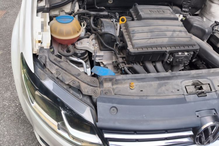 Used Volkswagen Polo 2016 1.6L Automatic Comfort Model Engine Bay Right