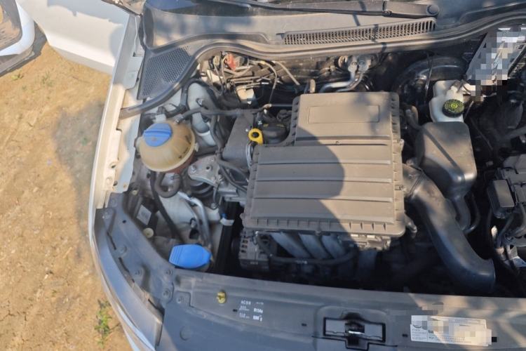 Used Volkswagen Polo 2016 1.6L Automatic Comfort Model Engine Bay Right