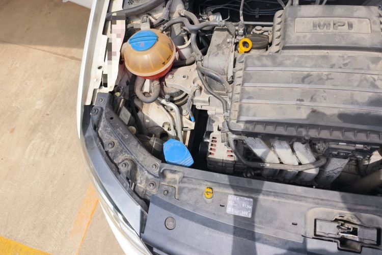 Used Volkswagen Polo 2016 1.6L Automatic Comfort Model Engine Bay Right