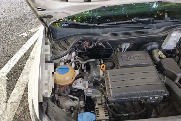 Used Volkswagen Polo 2016 1.6L Automatic Comfort Model Engine Bay Right
