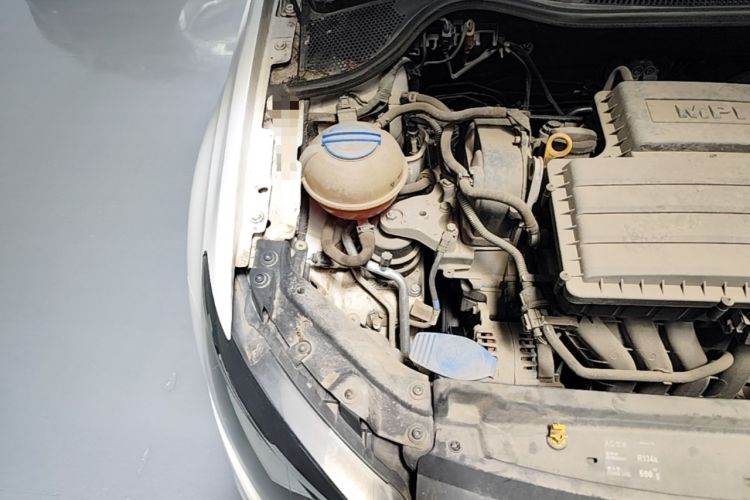 Used Volkswagen Polo 2016 1.4L Manual Fashion Model Engine Bay Right
