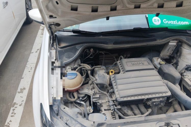 Used Volkswagen Polo 2016 1.4L Automatic Trendy Model Engine Bay Right