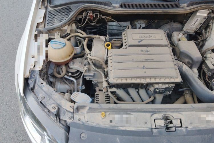 Used Volkswagen Polo 2016 1.6L Automatic Comfort Model Engine Bay Right