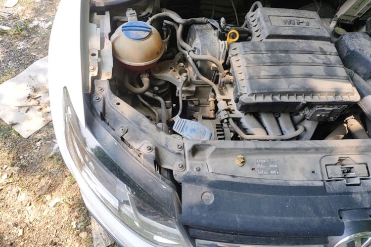 Used Volkswagen Polo 2016 1.6L Automatic Comfort Model Engine Bay Right