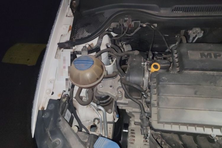 Used Volkswagen Polo 2016 1.6L Automatic Comfort Model Engine Bay Right