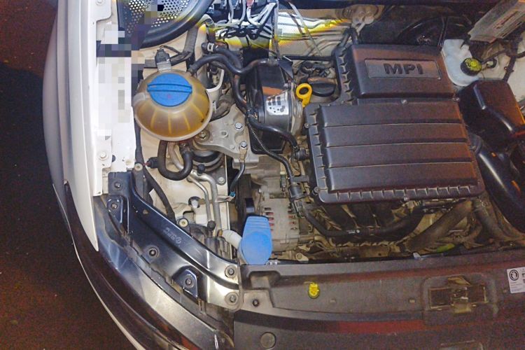 Used Volkswagen Polo 2016 1.4L Automatic Trendy Model Engine Bay Right
