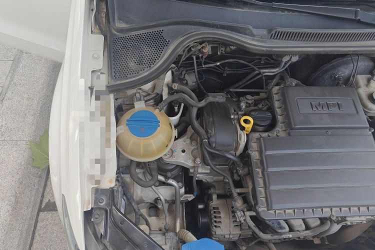 Used Volkswagen Polo 2016 1.6L Automatic Comfort Model Engine Bay Right