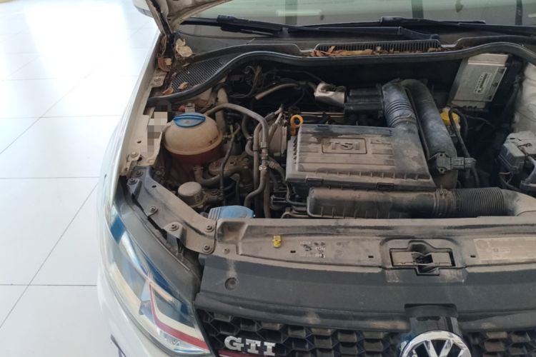 Used Volkswagen Polo 2016 1.4TSI GTI Engine Bay Right