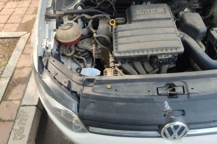 Used Volkswagen Polo 2016 1.4L Manual Fashion Model Engine Bay Right