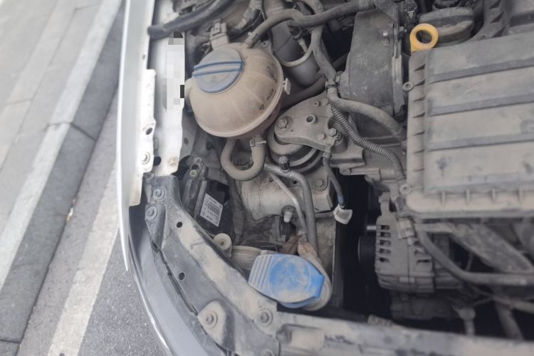 Used Volkswagen Polo 2016 1.6L Automatic Comfort Model Engine Bay Right