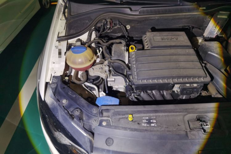 Used Volkswagen Polo 2016 1.4L Manual Fashion Model Engine Bay Right
