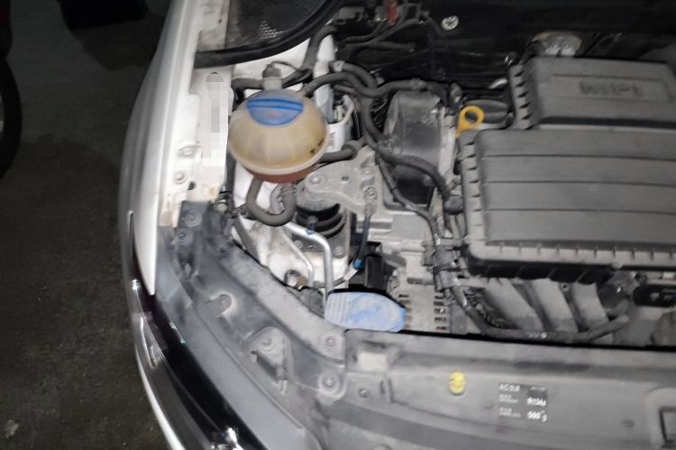 Used Volkswagen Polo 2016 1.6L Automatic Comfort Model Engine Bay Right