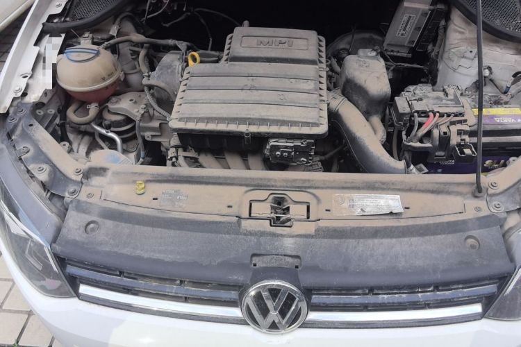 Used Volkswagen Polo 2016 1.4L Manual Fashion Model Engine Bay Right