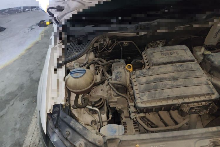Used Volkswagen Polo 2016 1.4L Manual Fashion Model Engine Bay Right