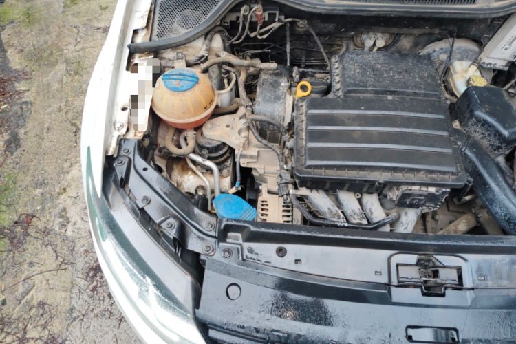 Used Volkswagen Polo 2016 1.6L Automatic Comfort Model Engine Bay Right