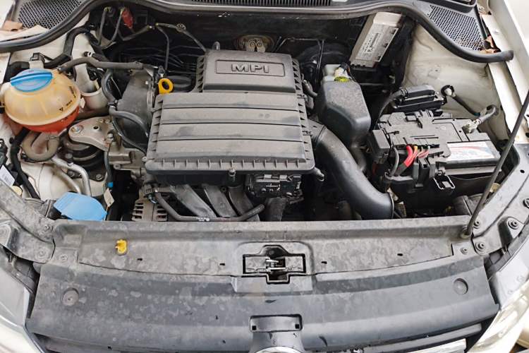 Used Volkswagen Polo 2016 1.6L Automatic Comfort Model Engine Bay