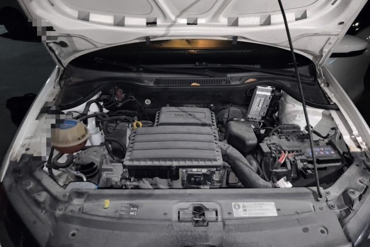 Used Volkswagen Polo 2016 1.6L Automatic Comfort Model Engine Bay