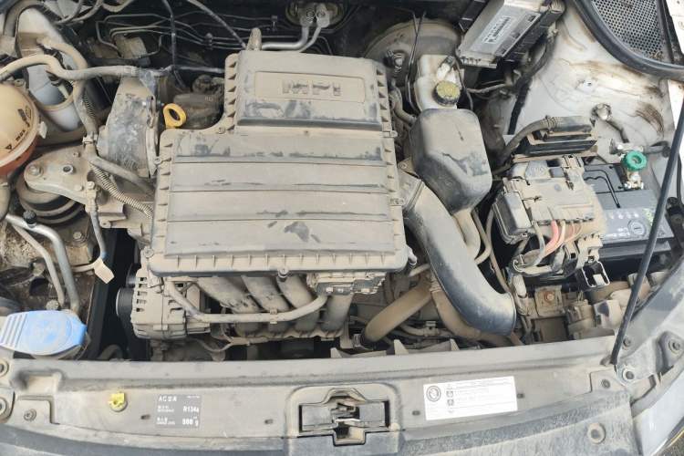 Used Volkswagen Polo 2016 1.4L Automatic Trendy Model Engine Bay