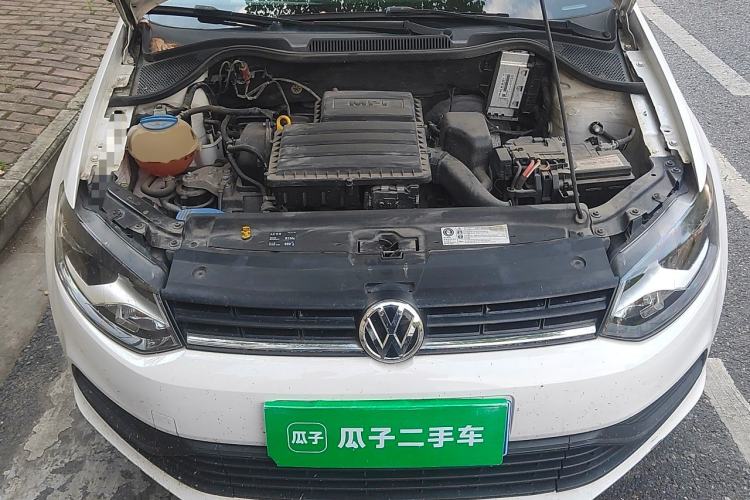 Used Volkswagen Polo 2016 1.4L Manual Fashion Model Engine Bay