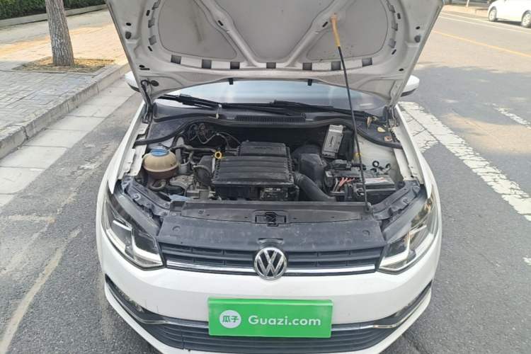 Used Volkswagen Polo 2016 1.6L Automatic Comfort Model Engine Bay
