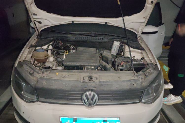 Used Volkswagen Polo 2016 1.6L Automatic Comfort Model Engine Bay