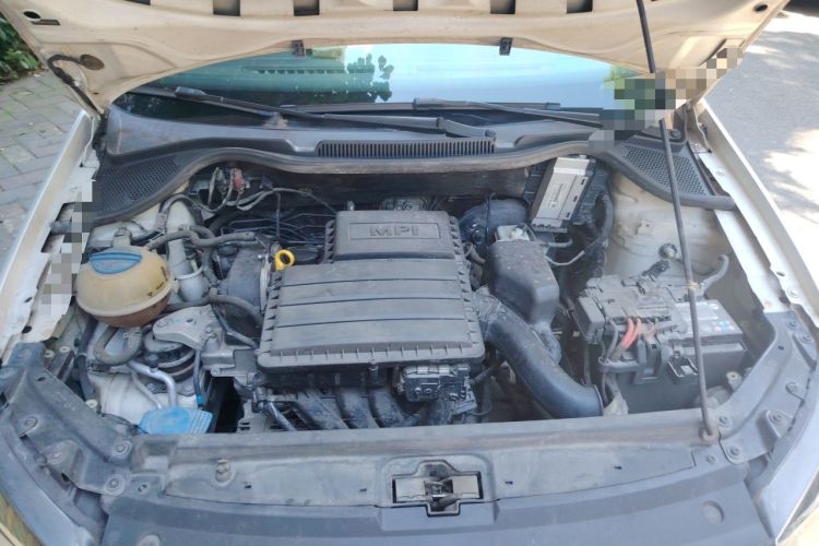 Used Volkswagen Polo 2016 1.4L Manual Fashion Model Engine Bay