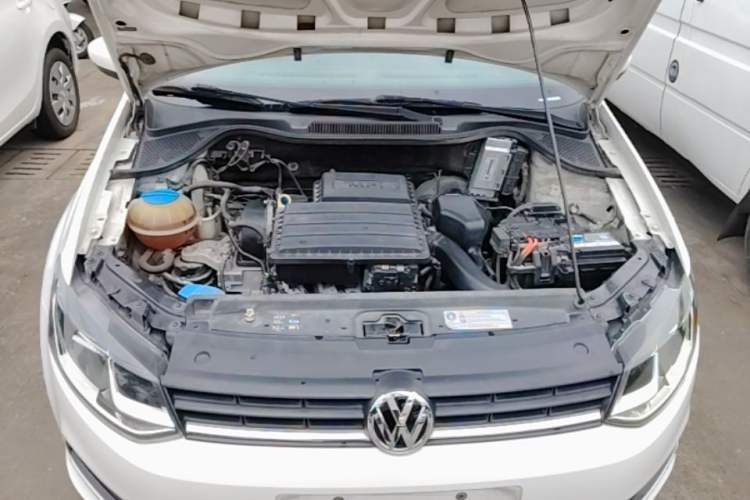 Used Volkswagen Polo 2016 1.6L Automatic Comfort Model Engine Bay
