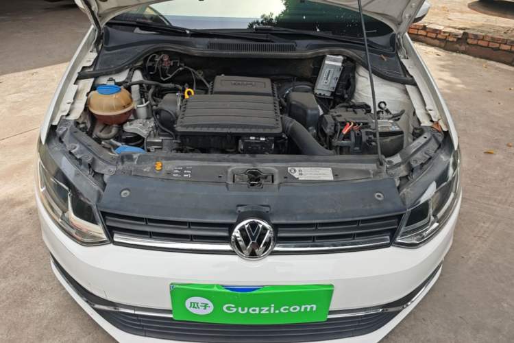 Used Volkswagen Polo 2016 1.6L Automatic Comfort Model Engine Bay