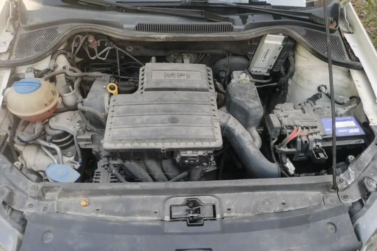 Used Volkswagen Polo 2016 1.4L Manual Fashion Model Engine Bay