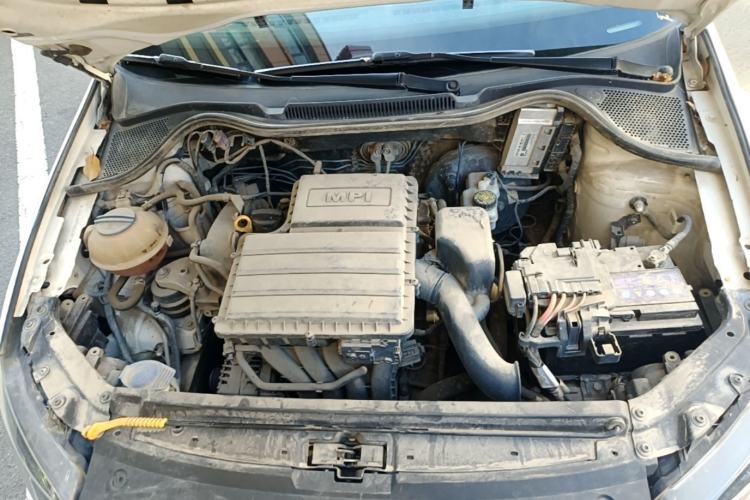 Used Volkswagen Polo 2016 1.4L Manual Fashion Model Engine Bay